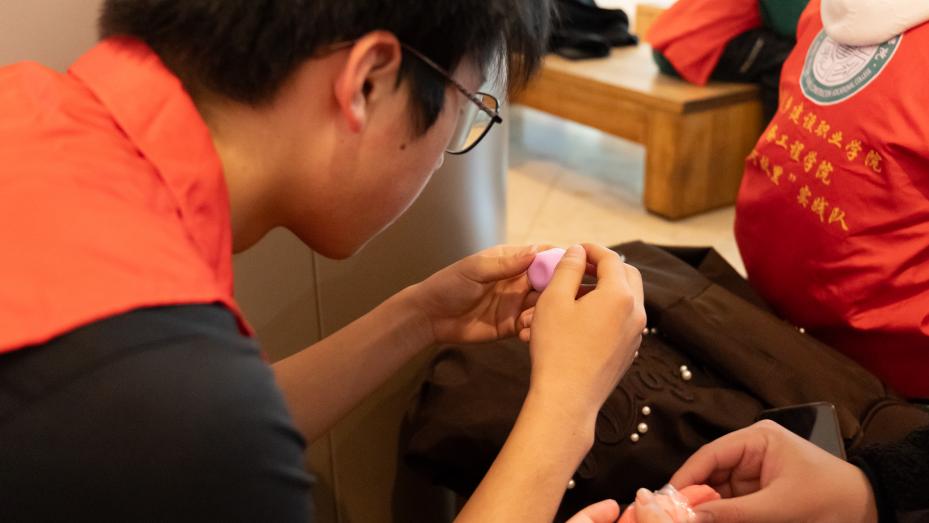 “六朝寻脉承韵・金陵传文续魂”——买球体育官方网站“山河故里”实践队开展学习传承南京文化社会实践